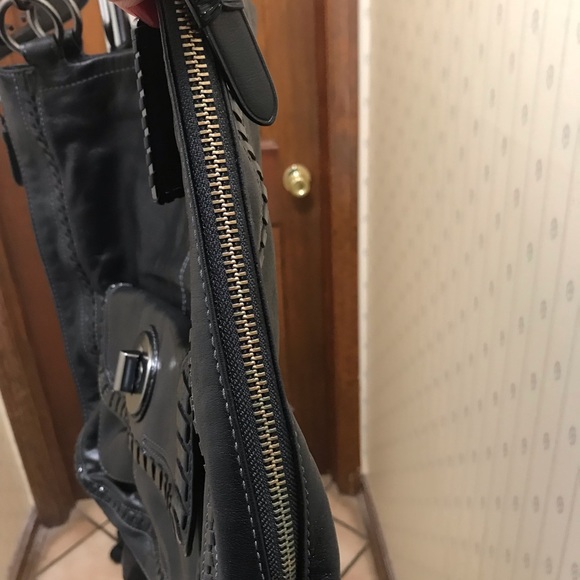 Coach Devin Tote EUC - Picture 4 of 11